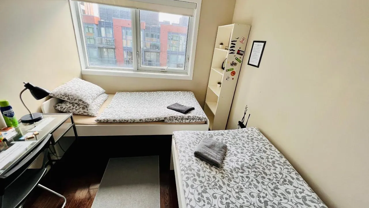 Gasthof Home In Downtown Toronto